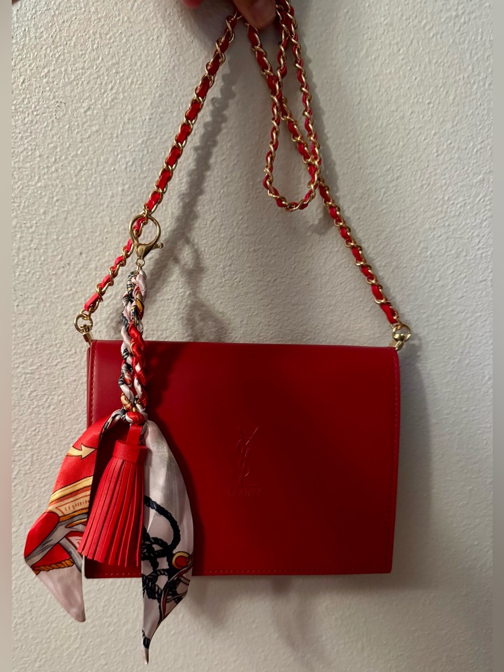 YSL Beaute Red patent Leather pouch with Scarf Tassel- Authentic - Picture 10 of 10